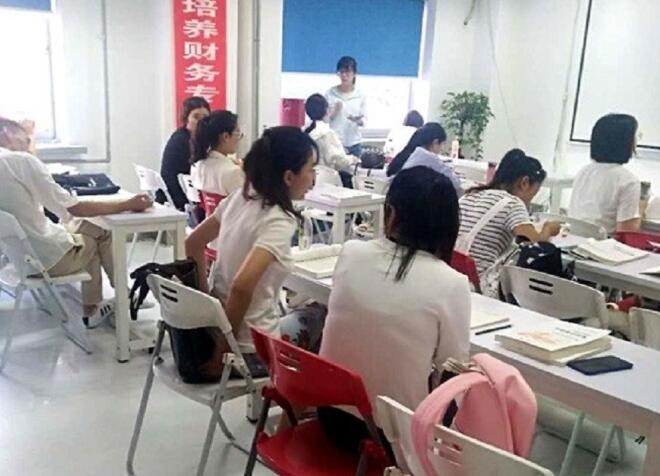 上海仁和会计培训学校-上课实景